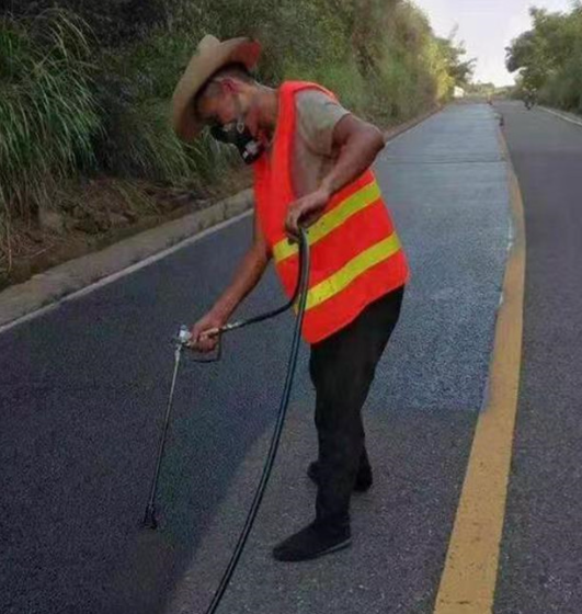 东城路面喷涂翻新彩色步道施工方案